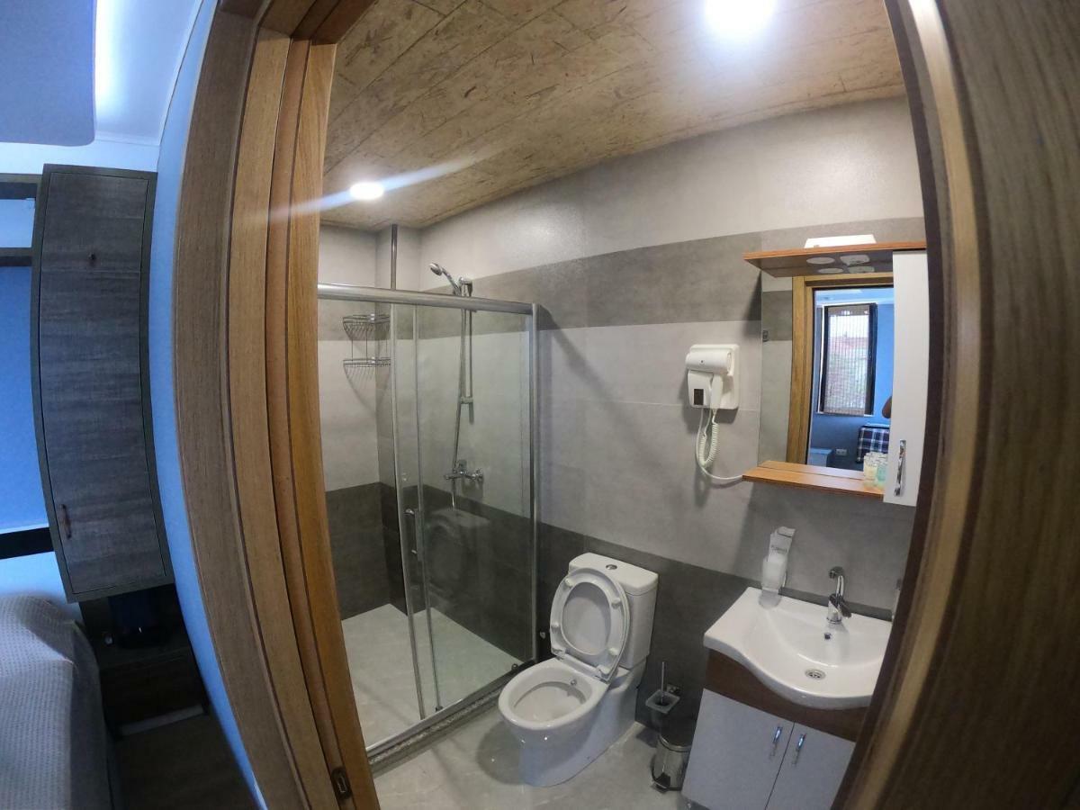 Batumi Hotel R&M Екстериор снимка